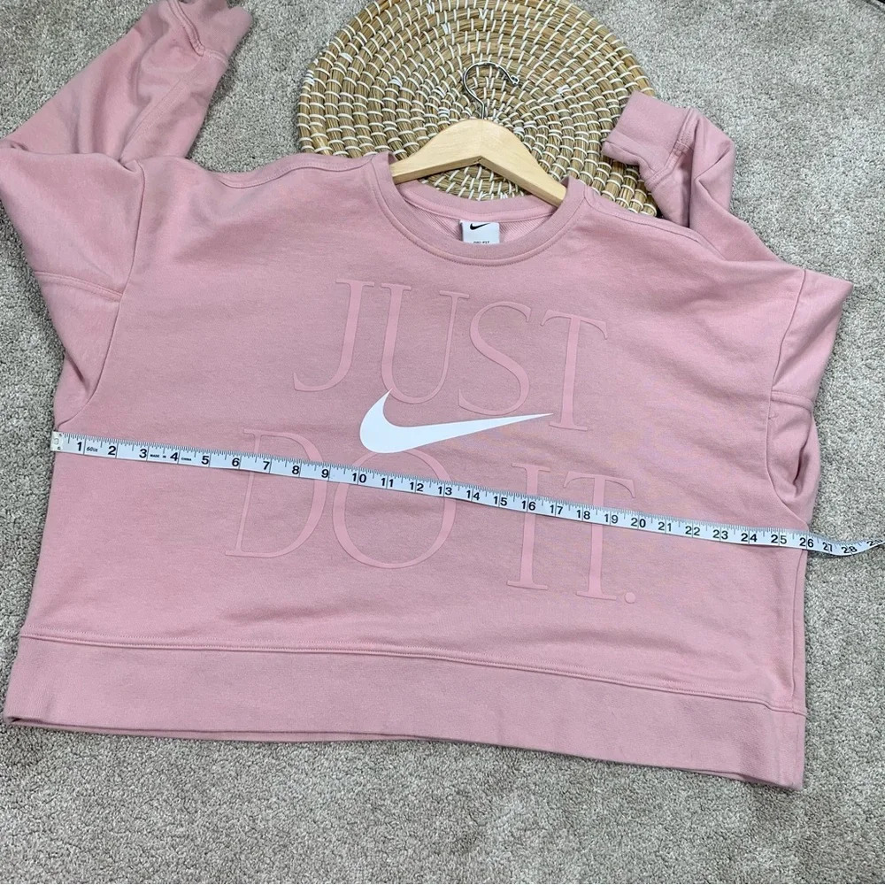 Nike Dri-FIT Get Fit Training Sweatshirt Pullover Oversized Cropped Blush Pink L - Picture 14 of 16